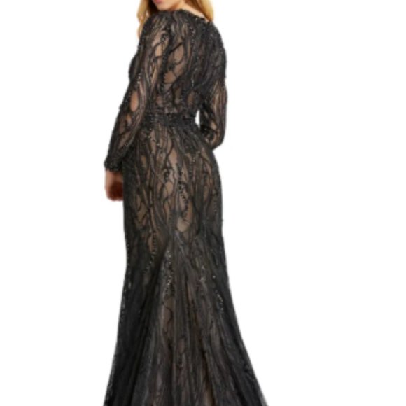 MAC DUGGAL LONG SLEEVE LACE BEADED MERMAID BLACK/NUDE GOWN sz 4 - Picture 2 of 5